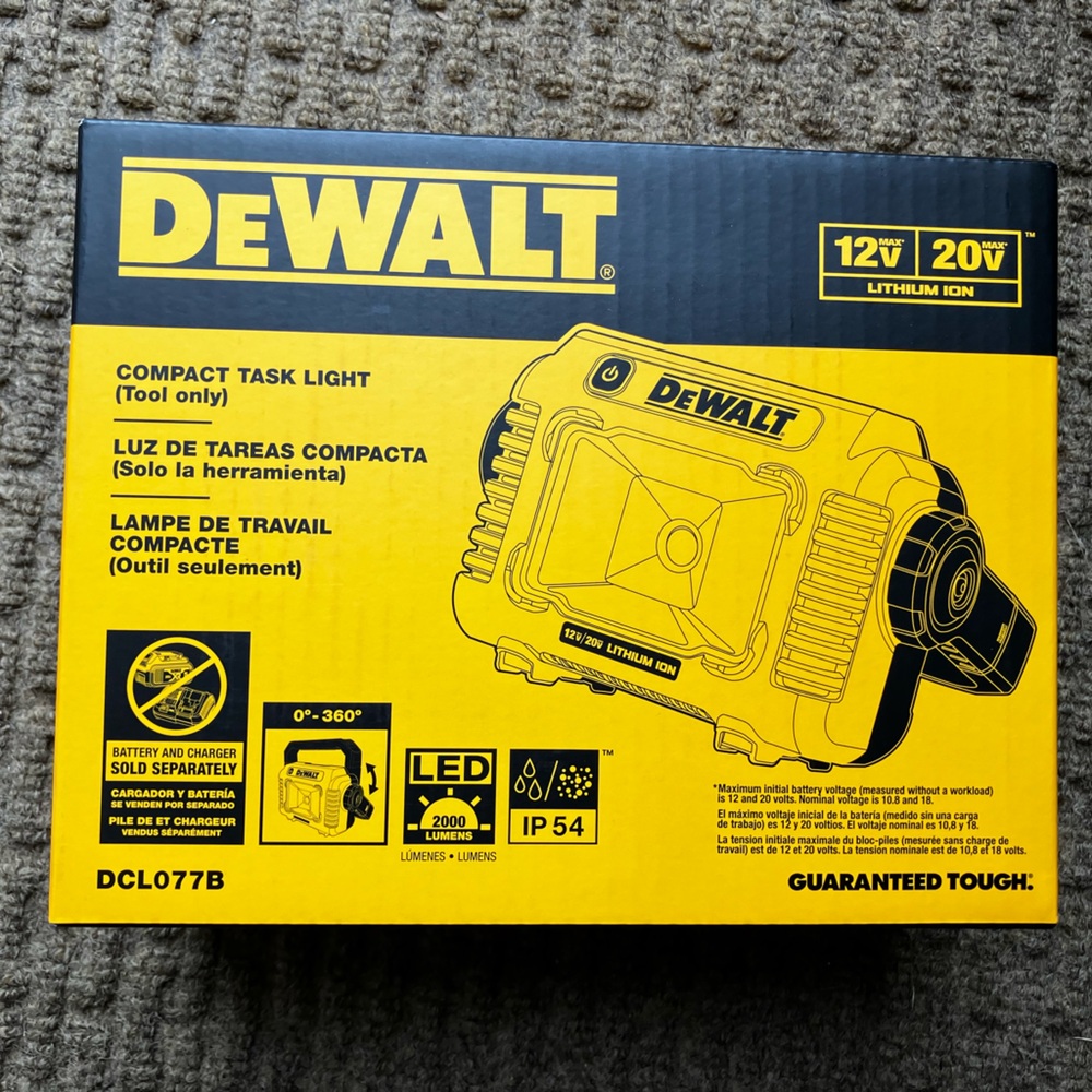 DEWALT 12V/20V MAX LED, bare tool only (DCL077B) NEW